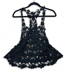 C'est Toi black 100% cotton crochet lace high low cropped top